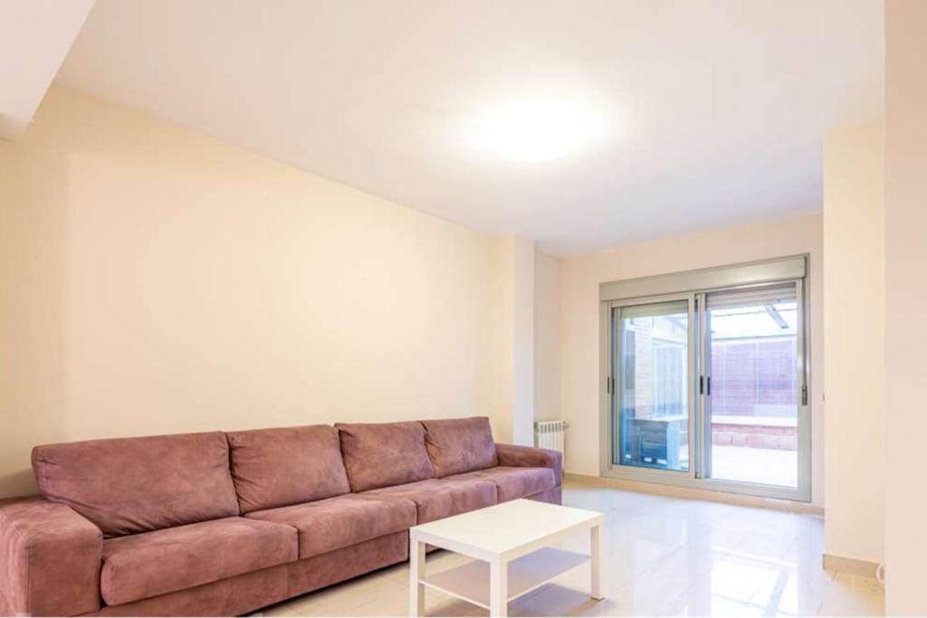 Impresionante Apartamento De 4 Dormitorios 3 Banos Y 2 Plazas De Garaje Madrid Exterior photo